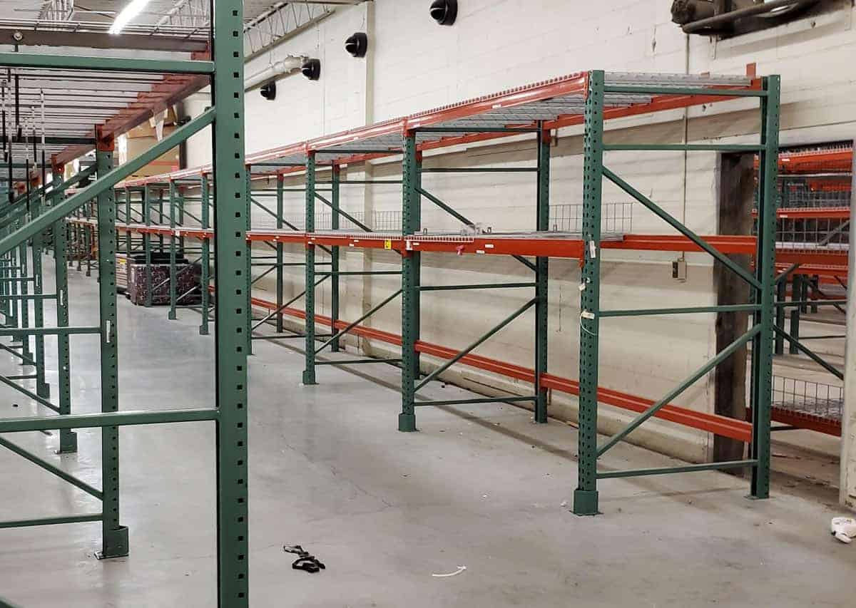 reasons-to-buy-used-pallet-rack-systems